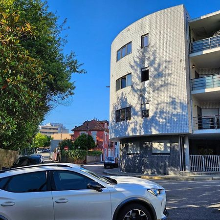 Modern Private Suite With Balcony & Bathroom - King And Queen Beds Vila Nova de Gaia Zewnętrze zdjęcie