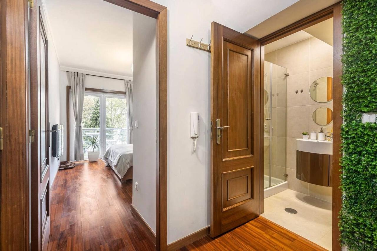 Modern Private Suite With Balcony & Bathroom - King And Queen Beds Vila Nova de Gaia Zewnętrze zdjęcie