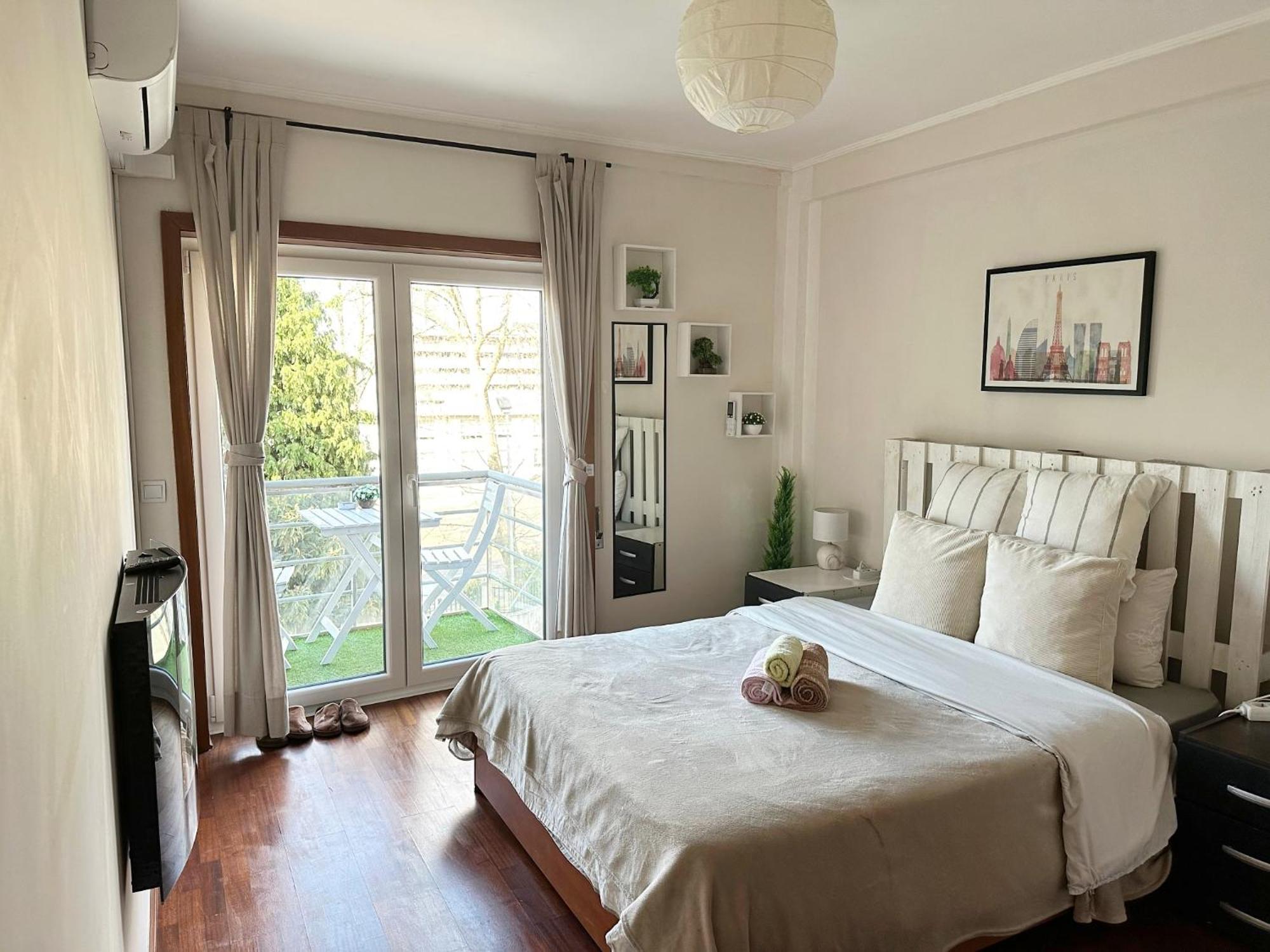 Modern Private Suite With Balcony & Bathroom - King And Queen Beds Vila Nova de Gaia Zewnętrze zdjęcie