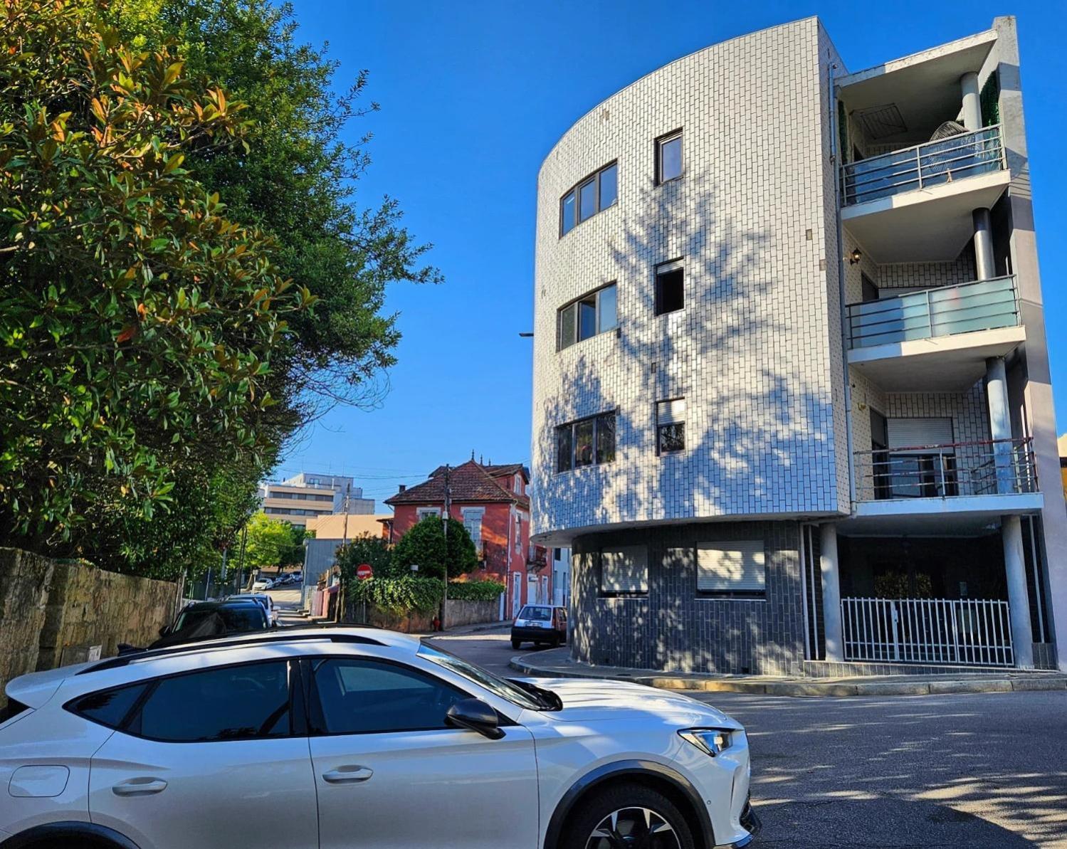 Modern Private Suite With Balcony & Bathroom - King And Queen Beds Vila Nova de Gaia Zewnętrze zdjęcie